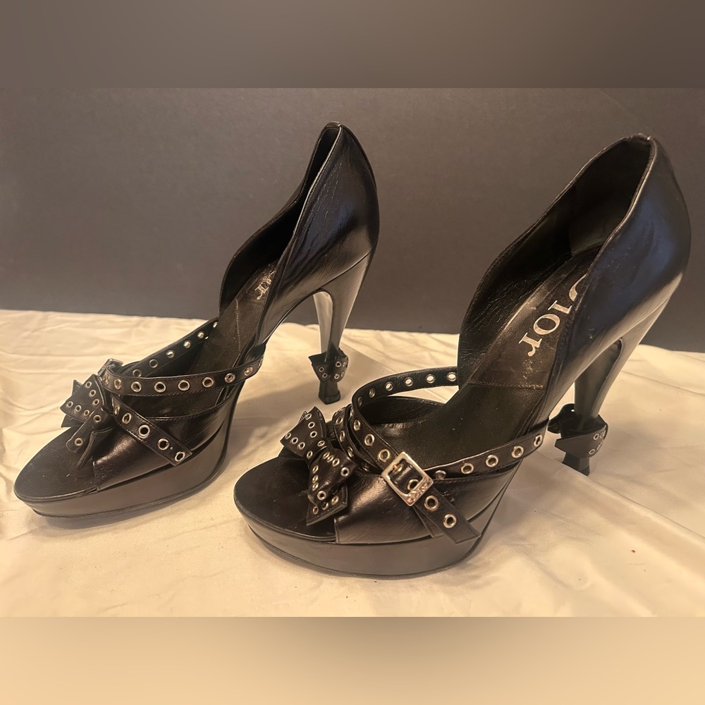Dior Women's Black Studded Bow Heels - Picture 2 of 4